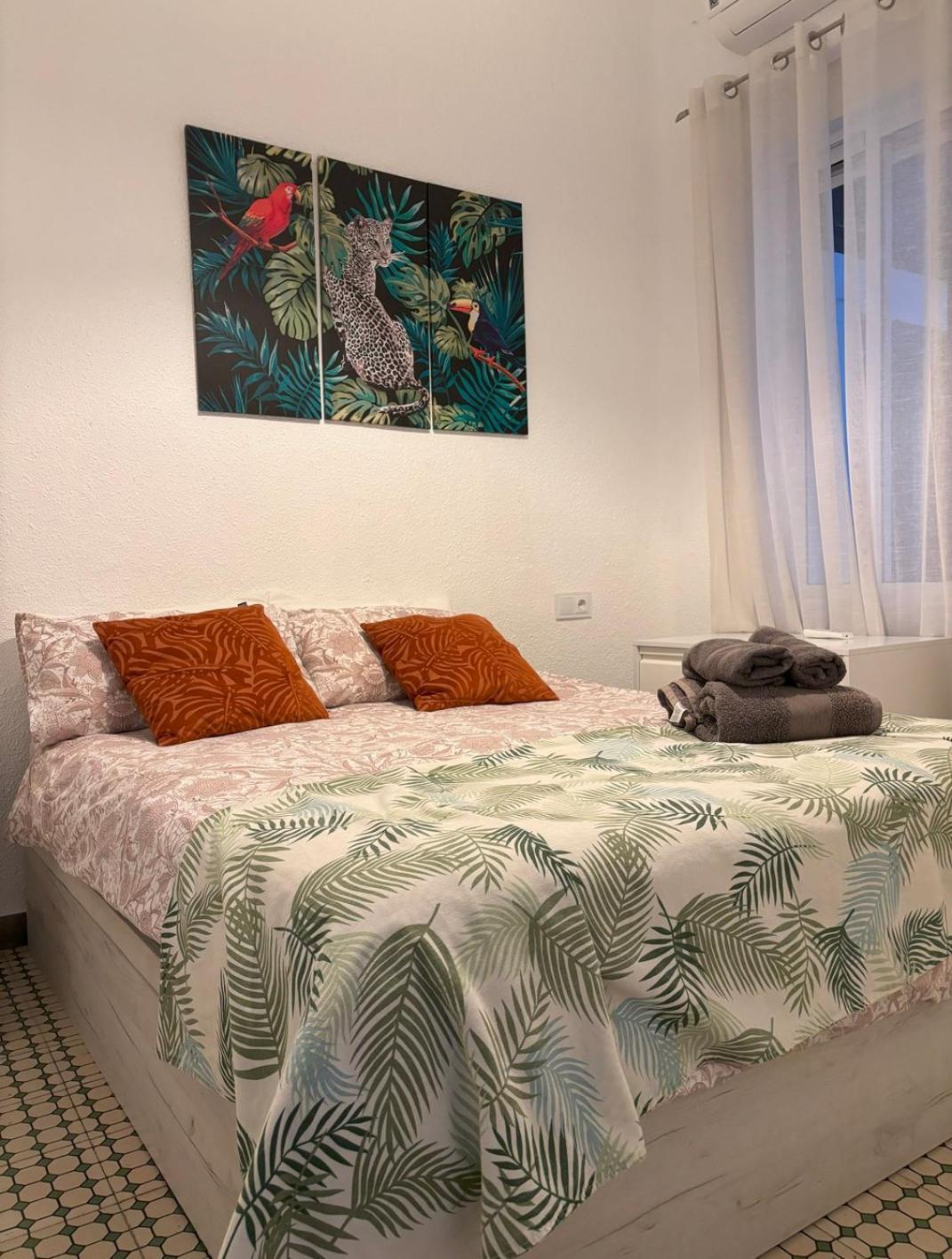Beautiful Appartment In The Heart Of Alicante Esterno foto